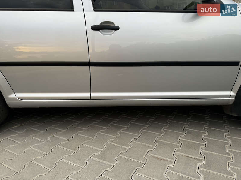 Универсал Volkswagen Golf 2006 в Тернополе