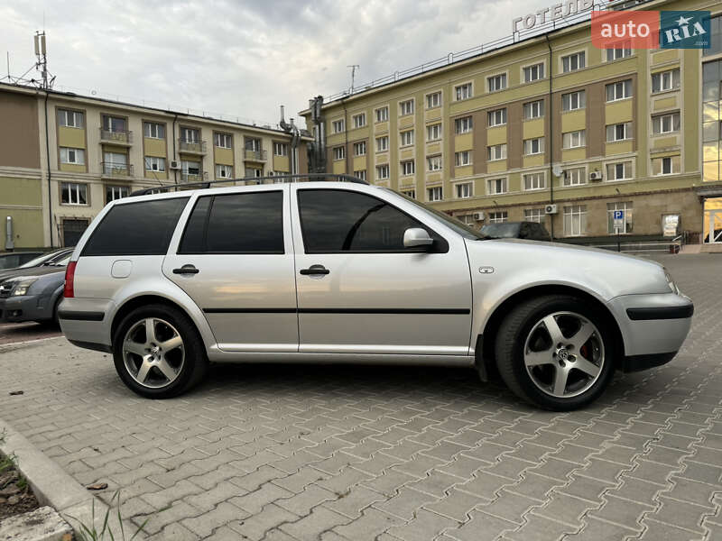 Универсал Volkswagen Golf 2006 в Тернополе