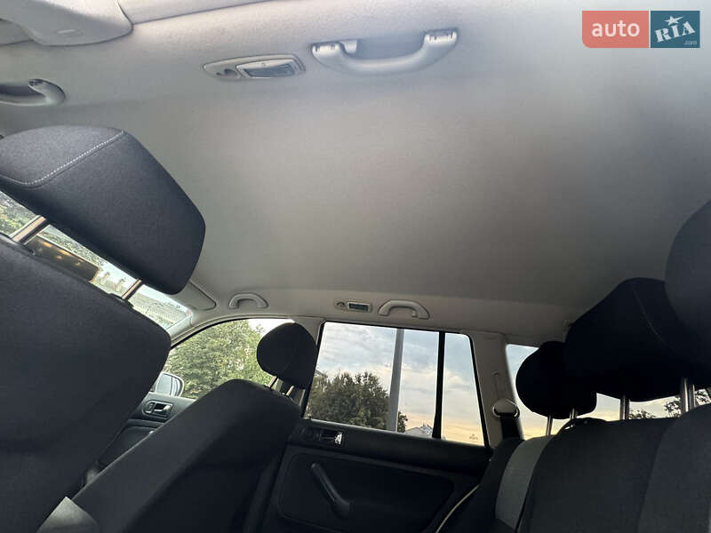 Универсал Volkswagen Golf 2006 в Тернополе