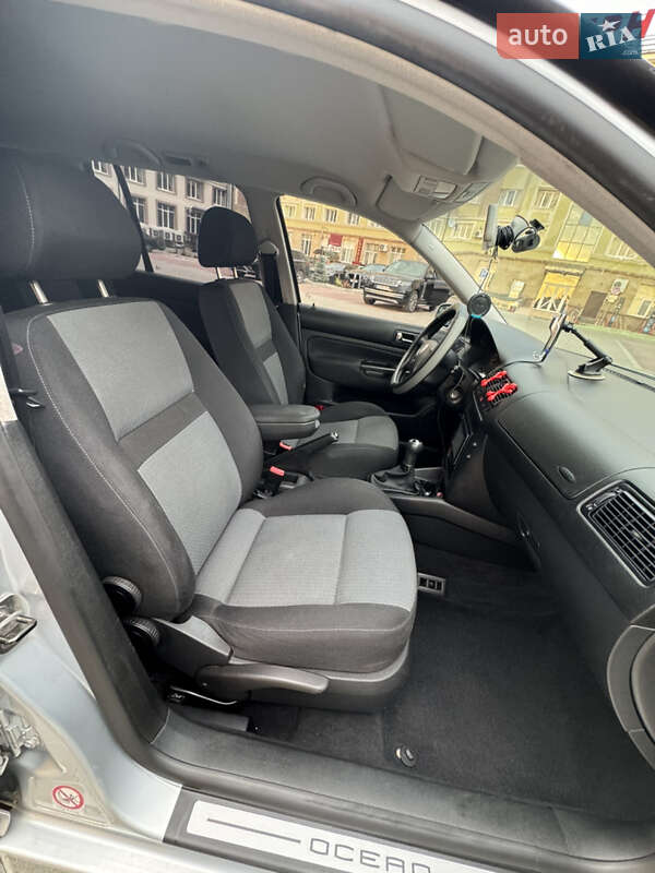 Универсал Volkswagen Golf 2006 в Тернополе