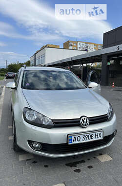 Универсал Volkswagen Golf 2011 в Ужгороде