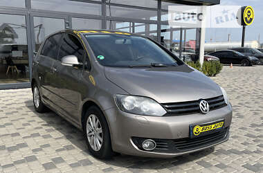 Хетчбек Volkswagen Golf 2010 в Мукачевому