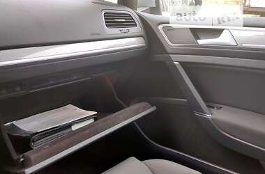 Універсал Volkswagen Golf 2017 в 
