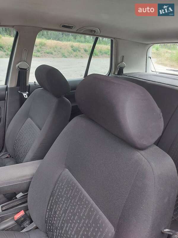 Хэтчбек Volkswagen Golf 2003 в Звенигородке фото 22 Хэтчбек Volkswagen Golf 2003 в Звенигородке