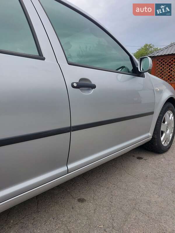 Хэтчбек Volkswagen Golf 2003 в Звенигородке фото 61 Хэтчбек Volkswagen Golf 2003 в Звенигородке