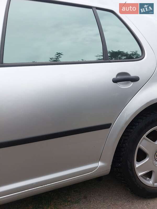 Хэтчбек Volkswagen Golf 2003 в Звенигородке фото 75 Хэтчбек Volkswagen Golf 2003 в Звенигородке