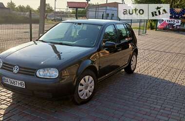 Хэтчбек Volkswagen Golf 1999 в Помошной