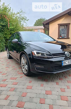 Хэтчбек Volkswagen Golf 2014 в Киеве