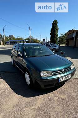 Універсал Volkswagen Golf 2001 в Черкасах