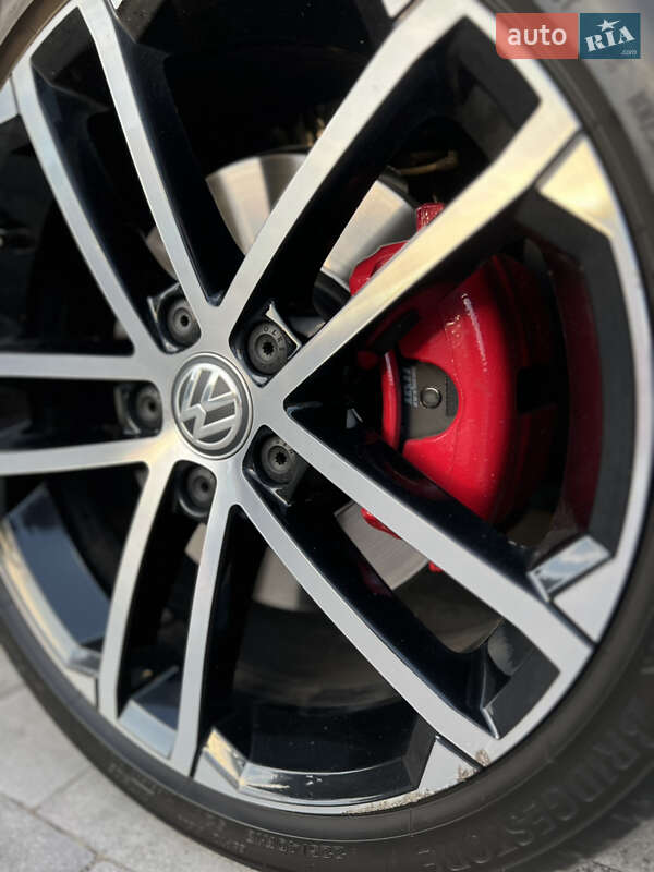 Універсал Volkswagen Golf 2015 в Львові