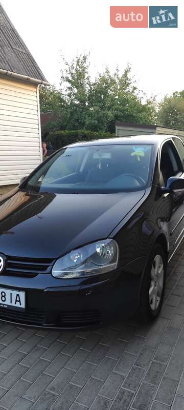 Volkswagen Golf 2003