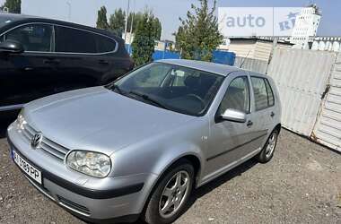 Хэтчбек Volkswagen Golf 2002 в Белой Церкви