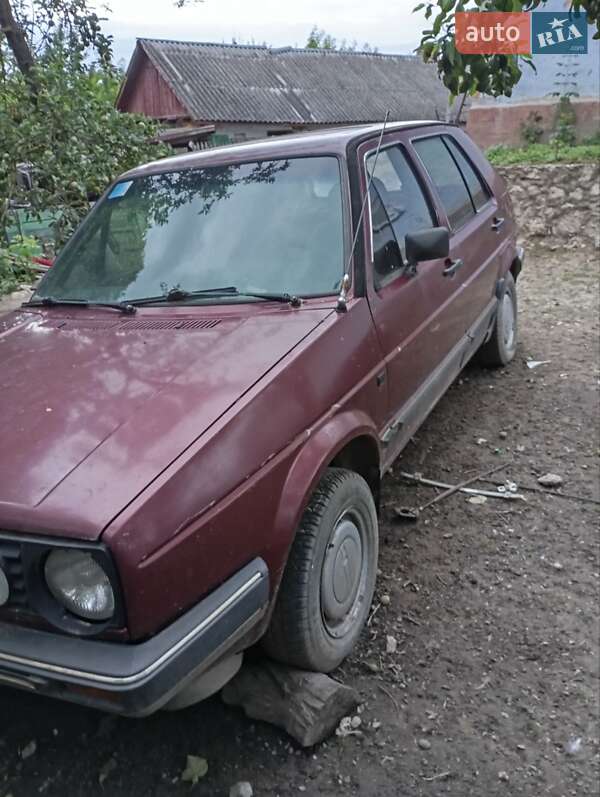 Хетчбек Volkswagen Golf 1987 в Волочиську