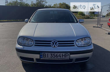 Хетчбек Volkswagen Golf 2002 в Полтаві