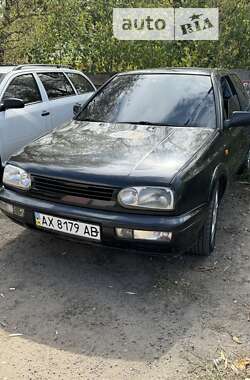 Хэтчбек Volkswagen Golf 1993 в Харькове