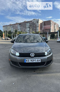 Хэтчбек Volkswagen Golf 2012 в Днепре