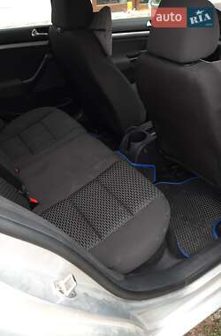 Универсал Volkswagen Golf 2011 в Умани