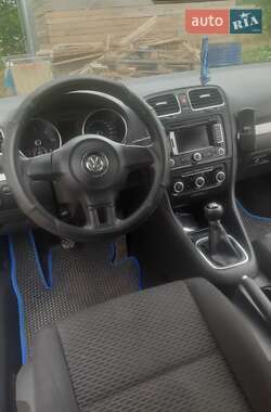 Универсал Volkswagen Golf 2011 в Умани