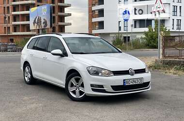 Універсал Volkswagen Golf 2014 в Хусті