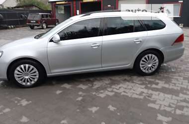 Универсал Volkswagen Golf 2010 в Луцке