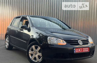 Хэтчбек Volkswagen Golf 2005 в Березане