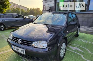 Хэтчбек Volkswagen Golf 2003 в Черкассах