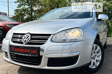 Універсал Volkswagen Golf 2009 в Сумах