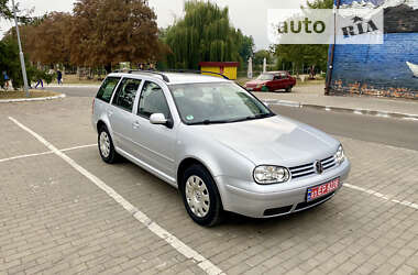 Универсал Volkswagen Golf 2003 в Луцке