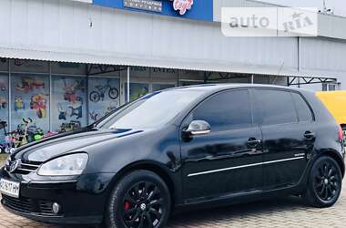 Хэтчбек Volkswagen Golf 2008 в Мукачево