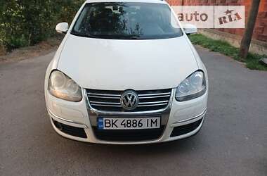 Универсал Volkswagen Golf 2008 в Ровно