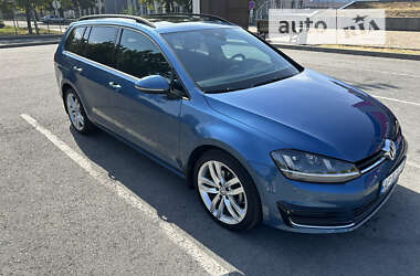 Универсал Volkswagen Golf 2015 в Запорожье