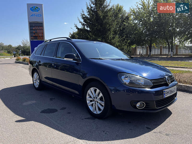 Универсал Volkswagen Golf 2011 в Киеве