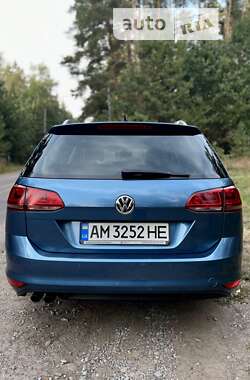 Універсал Volkswagen Golf 2013 в Житомирі