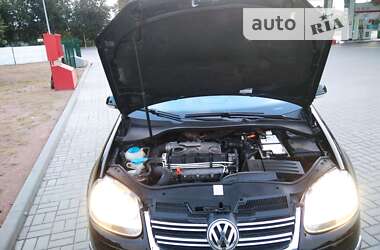 Универсал Volkswagen Golf 2008 в Житомире