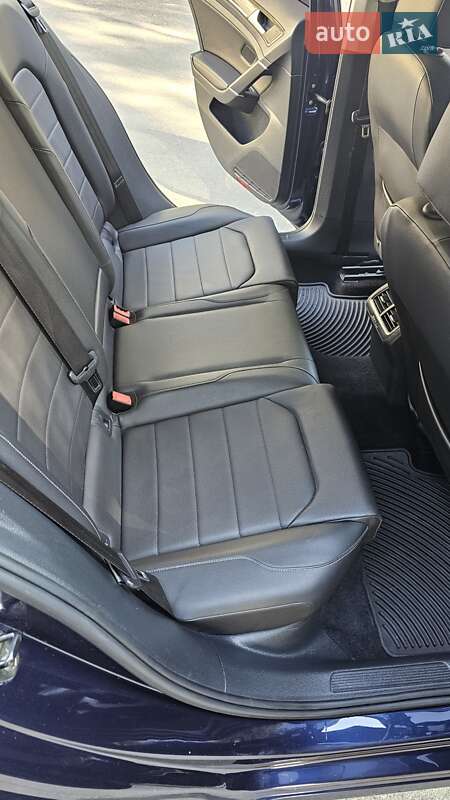 Хэтчбек Volkswagen Golf 2015 в Днепре