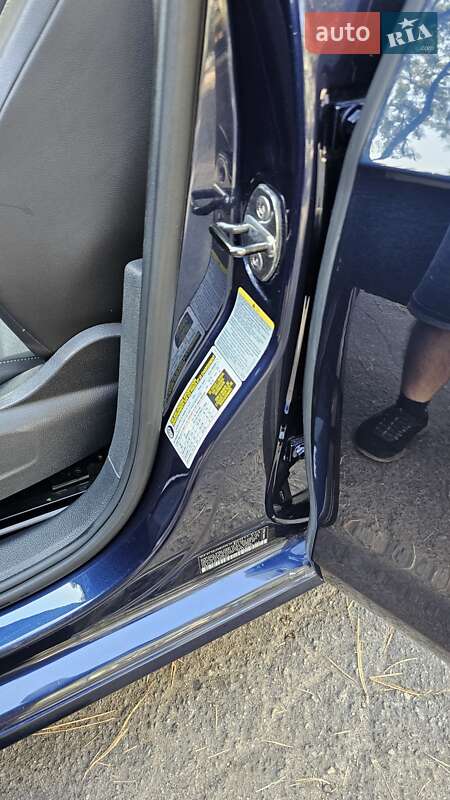 Хэтчбек Volkswagen Golf 2015 в Днепре