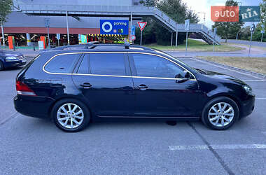 Универсал Volkswagen Golf 2011 в Ужгороде
