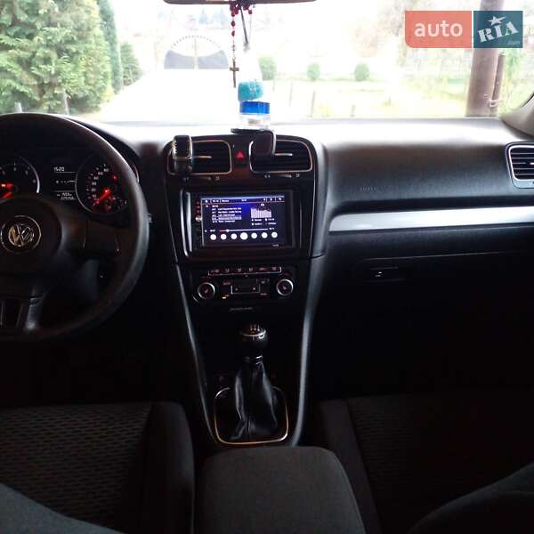 Універсал Volkswagen Golf 2011 в Львові