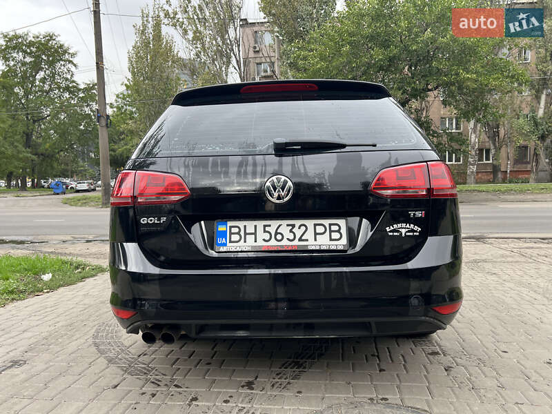 Универсал Volkswagen Golf 2015 в Одессе