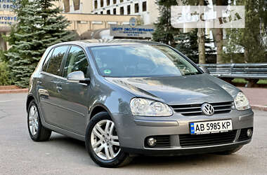 Хэтчбек Volkswagen Golf 2008 в Виннице