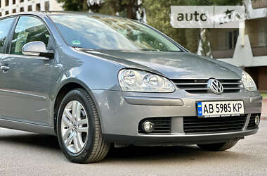 Хэтчбек Volkswagen Golf 2008 в Виннице