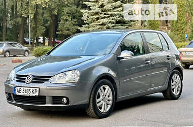 Хэтчбек Volkswagen Golf 2008 в Виннице