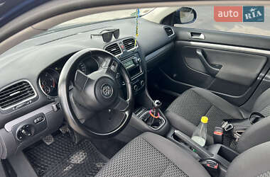 Универсал Volkswagen Golf 2012 в 