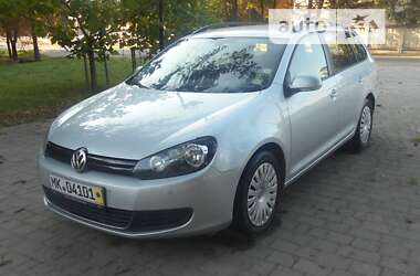 Универсал Volkswagen Golf 2011 в Радивилове