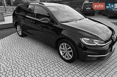 Универсал Volkswagen Golf 2017 в Моршине