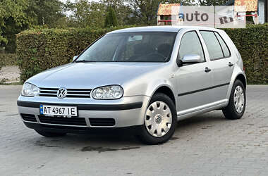 Хэтчбек Volkswagen Golf 2002 в Косове