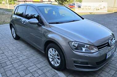 Хэтчбек Volkswagen Golf 2012 в Днепре