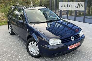 Універсал Volkswagen Golf 2001 в Рівному