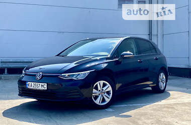 Хэтчбек Volkswagen Golf 2021 в Киеве