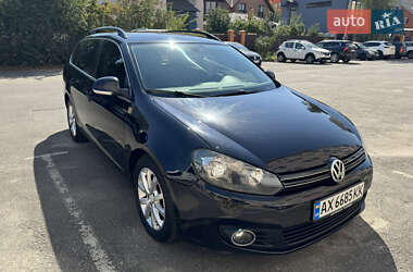 Универсал Volkswagen Golf 2011 в Киеве